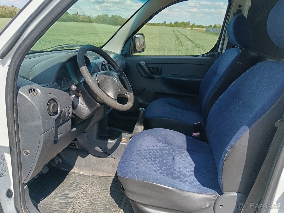 Peugeot Partner 4x4 - 5