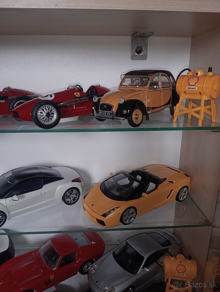 Predám modely 1:18 - 5