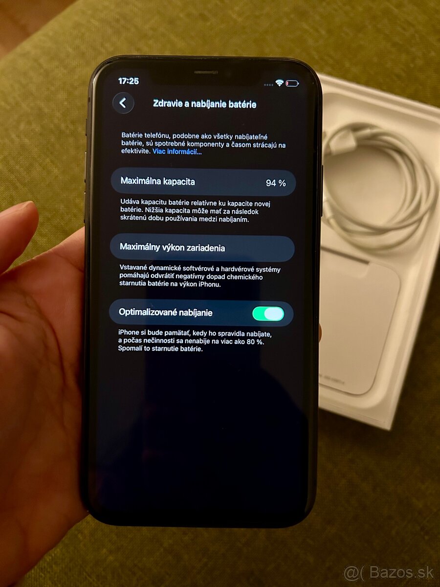 iPhone Apple 11 64 GB - 5