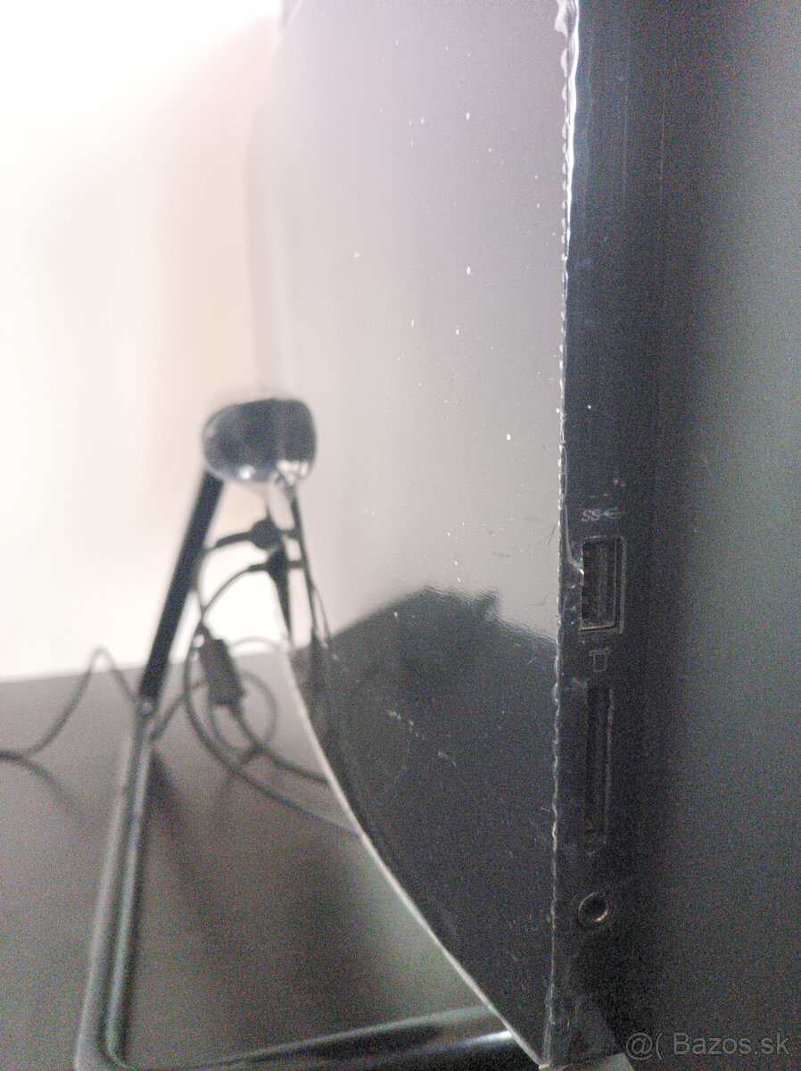 Predám Lenovo IdeaCentre A340 - 5