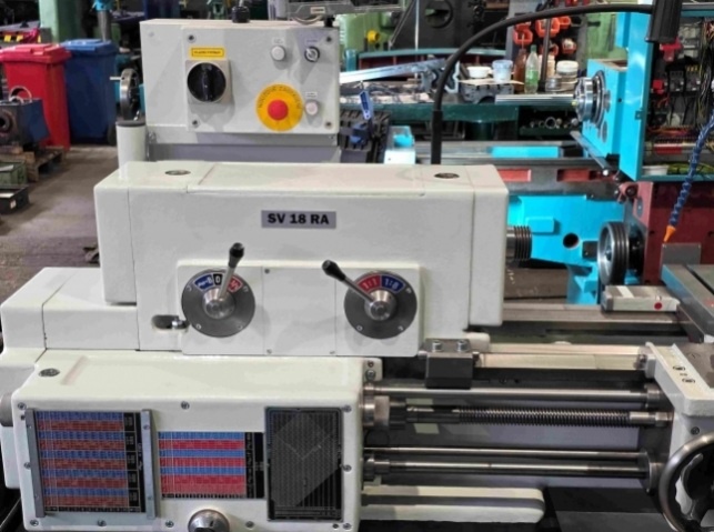Nabízíme soustruh SV 18 RA/1000 - 5
