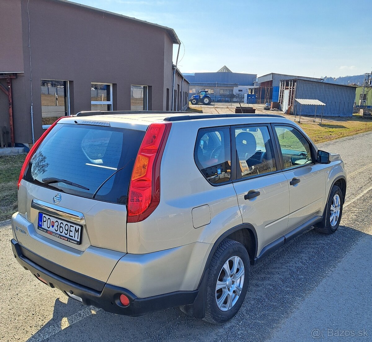 Nissan X-Trail 2.0 XE 4x4 - 5