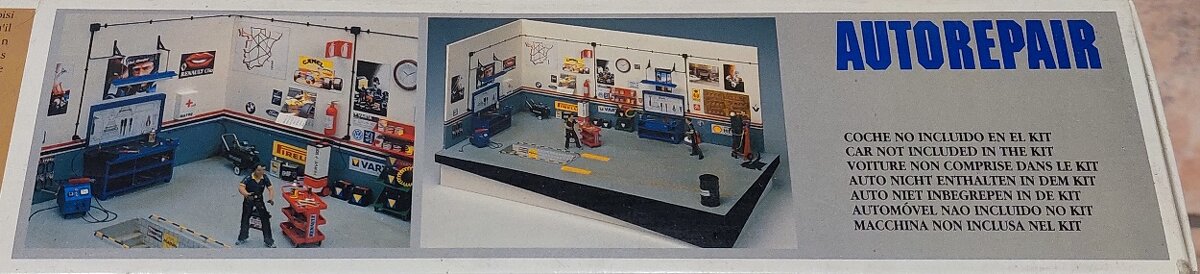 Dioráma autodielne s doplnkami - 1:18 - 5