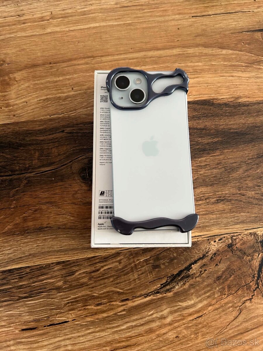 I Phone 15 blue - 5