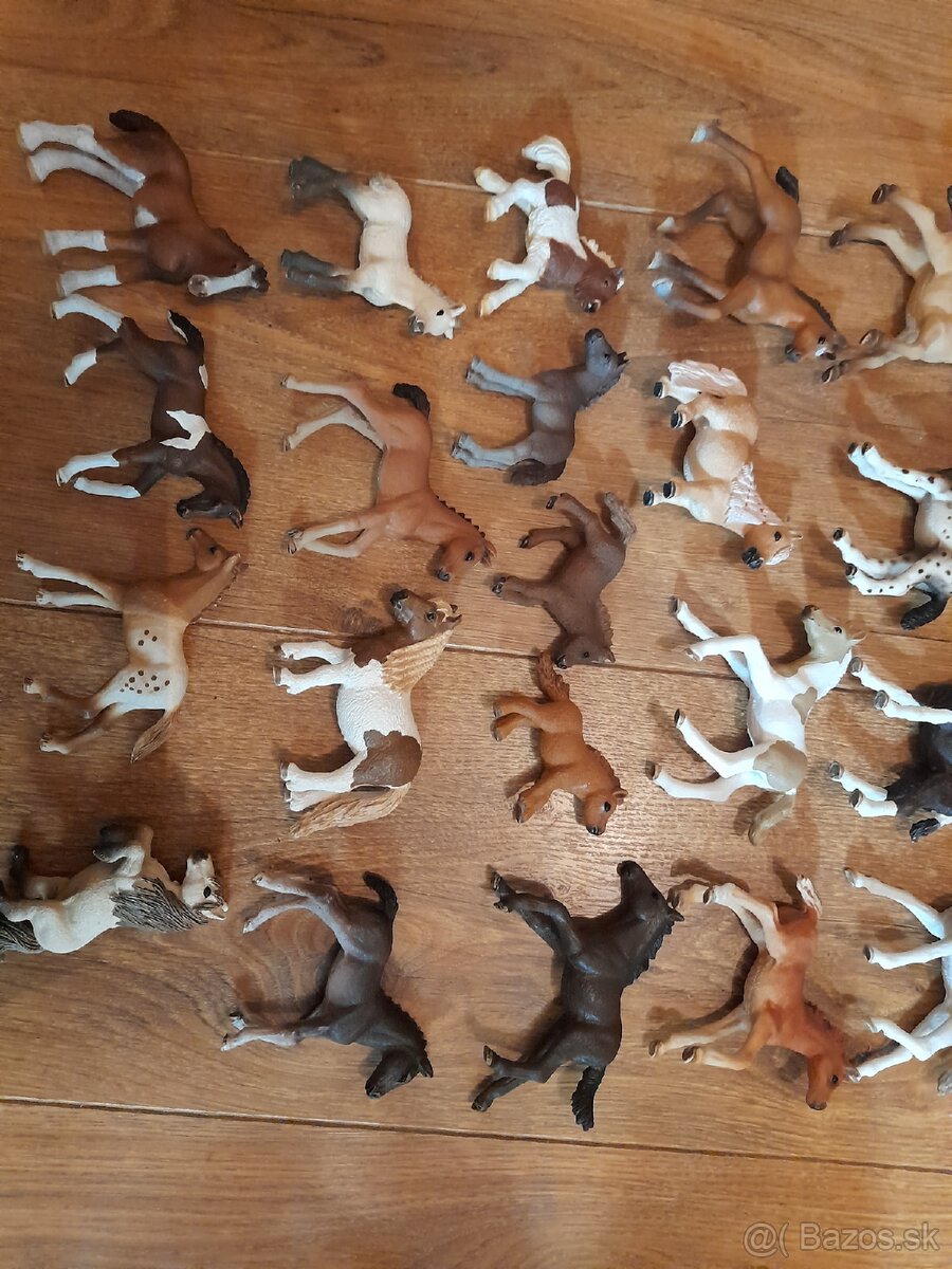 Schleich žriebätká - 5