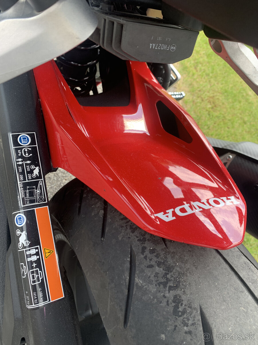 Honda CB1000 HORNET - 5