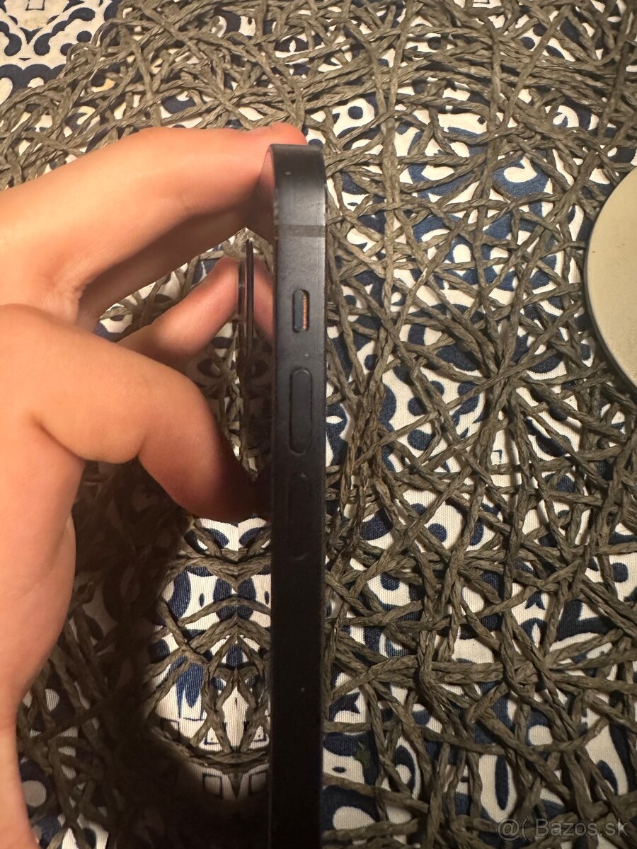 iPhone 12 - 128GB - 5