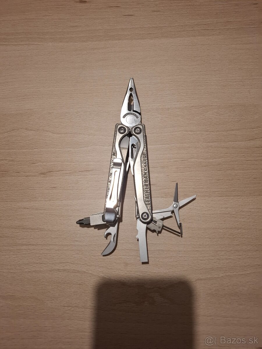 Predám nepoužitý Leatherman CHARGE TTi - 5