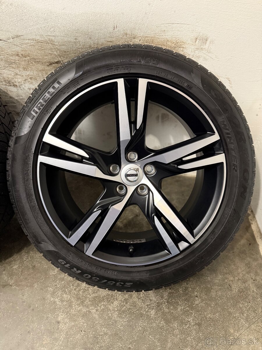 Zimná sada 5x108 R19 , 235/50/19 Volvo XC40 , V90 , S90 XC60 - 5