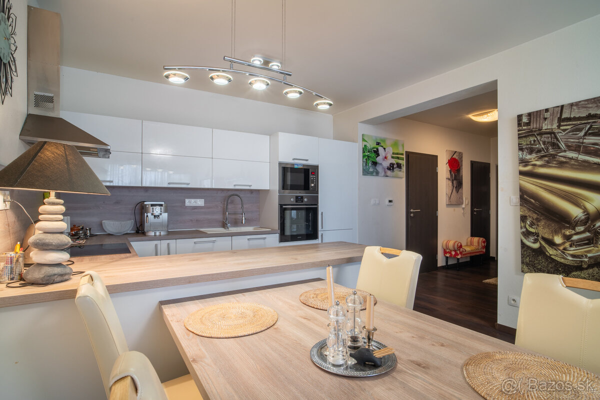 Na predaj 3-izbový byt v Senci na Slávičej ulici - 5