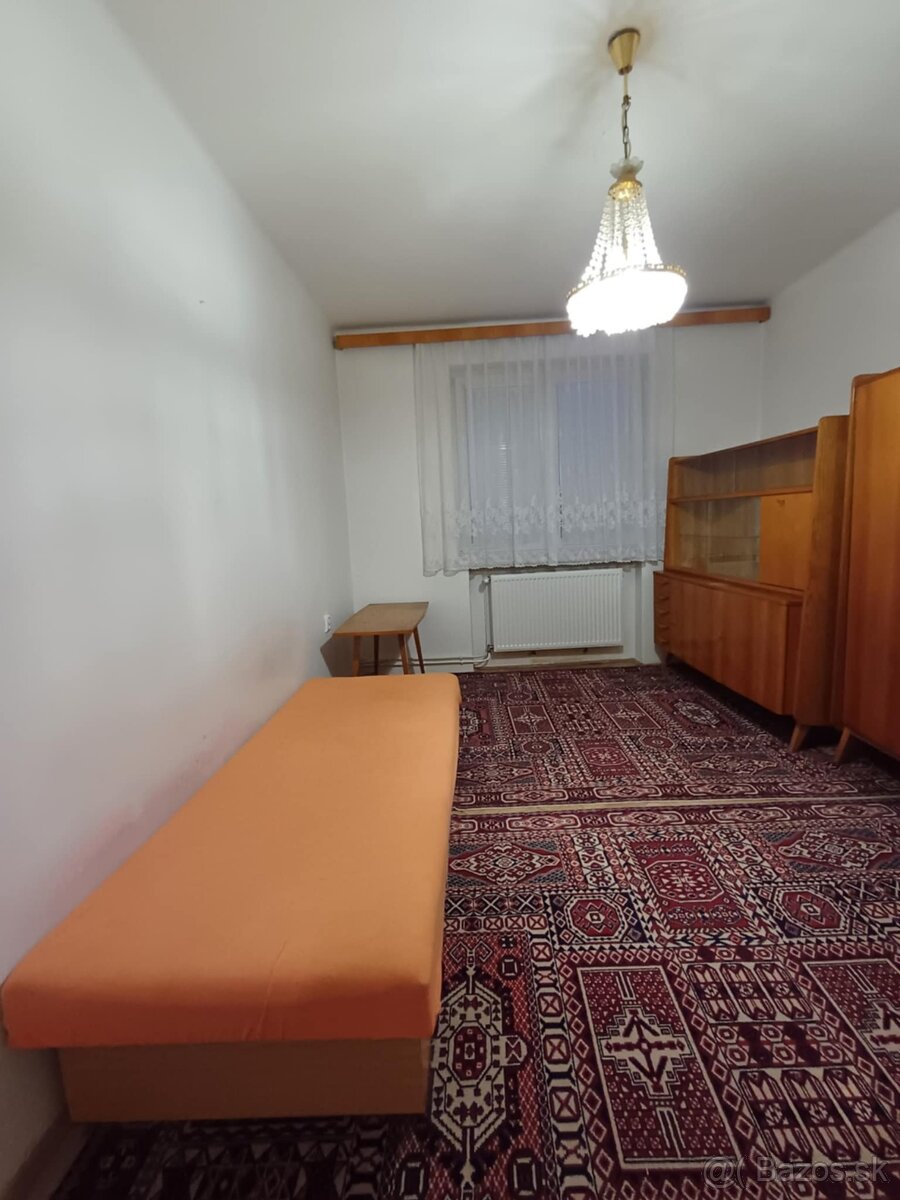 Prenájom - 3izbový byt Sečovce - 5