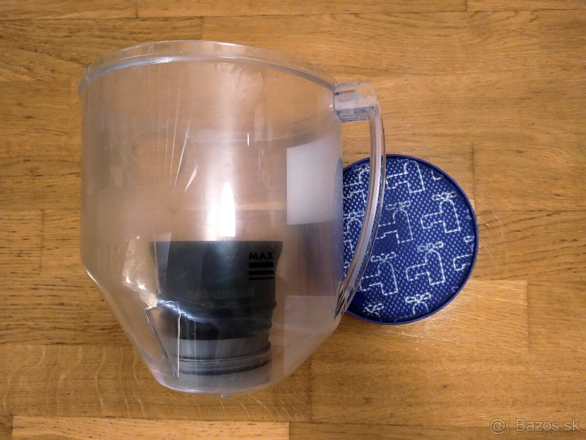 CYKLÓNOVÝ VYSÁVAČ DYSON - 5