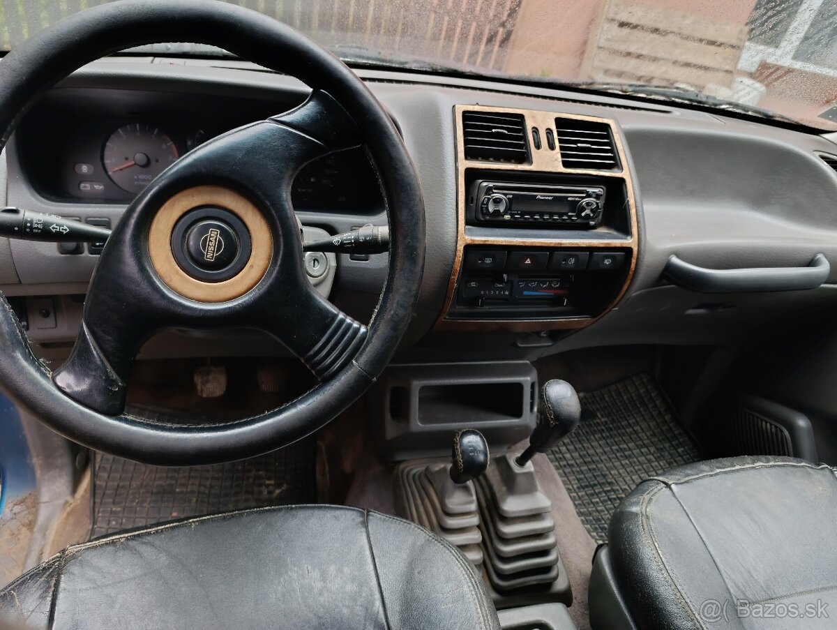 Ponúkam Nissan Terrano II - 5