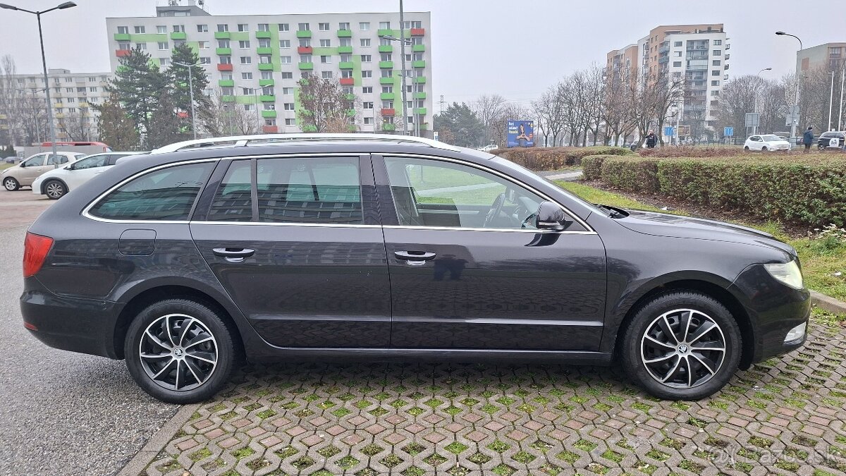 Škoda Superb Combi - 5