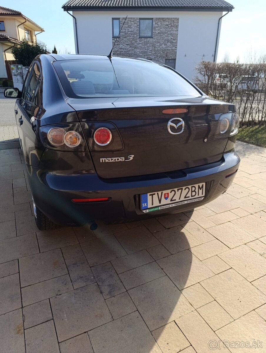 Mazda 3 sedan - 5