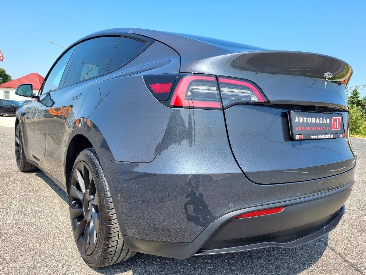 Tesla Model Y Dual Motor Long Range 75kWh 514k pohon 4x4