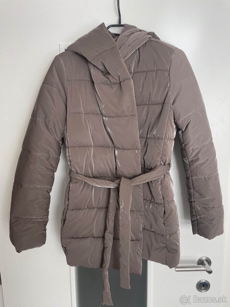 Páperová zimná bunda Mohito S - 5