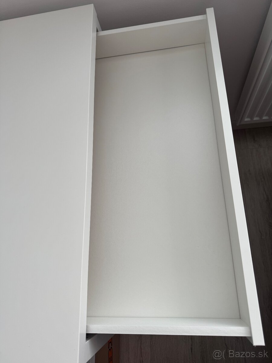 Písací stôl Micke (toaletný) - 5