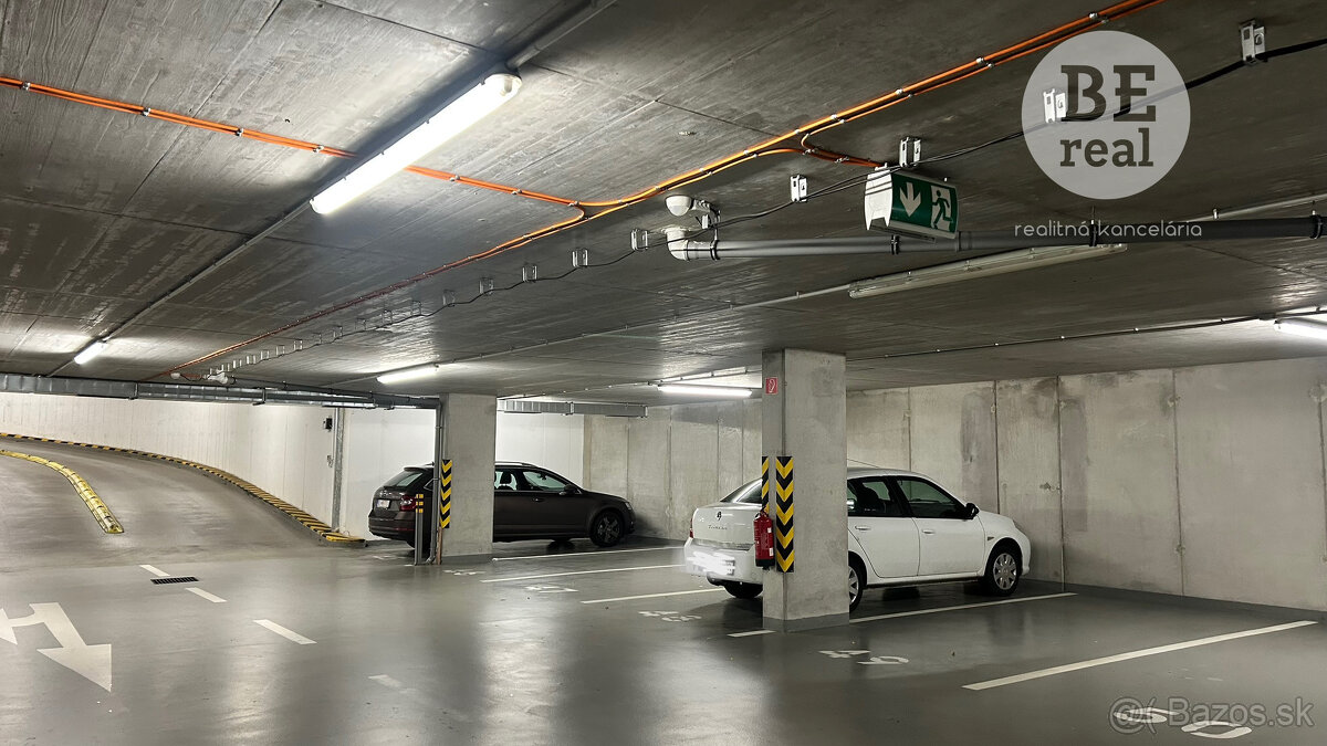 Na predaj parkovacie miesto v garáži v projekte Malé Krasňan - 5
