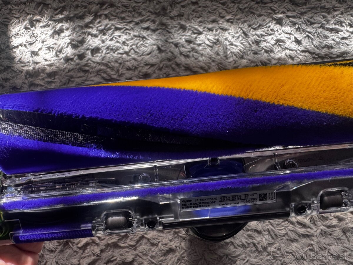 Dyson V12 Fluffy Optic - 5