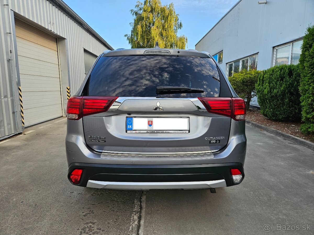 ✅Mitsubishi Outlander 2.0 benzín 4WD➡️automat CVT➡️7 miest