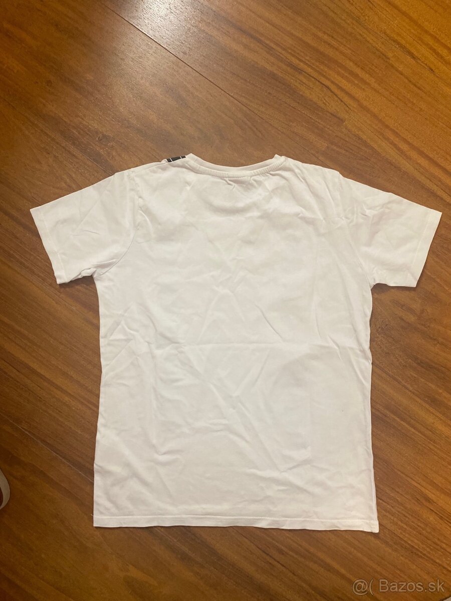 Tričko s čiernymi trakmi a motýlikom, veľ. 152 cm - 5