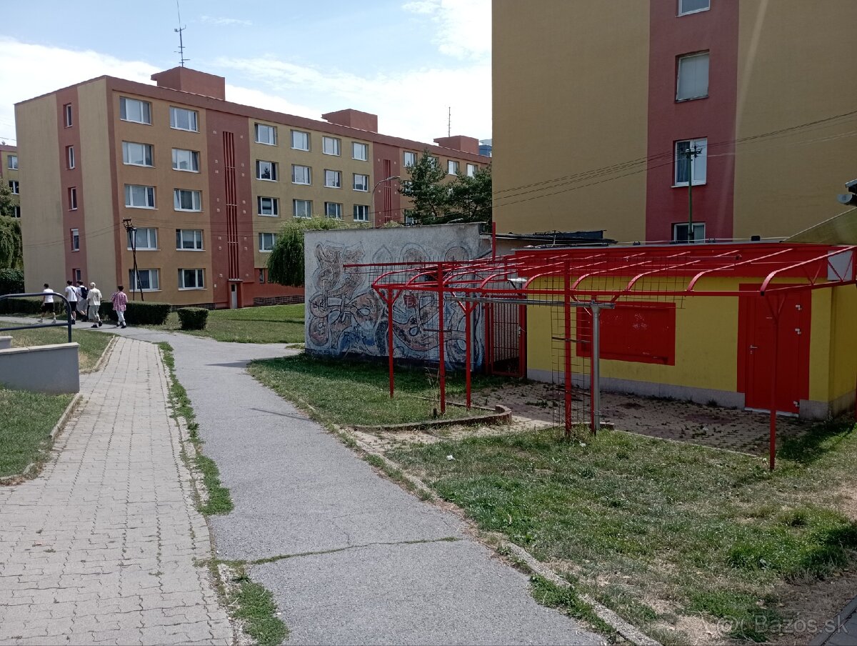 Obchodný priestor pri Bille (Veľký Krtíš) - 5