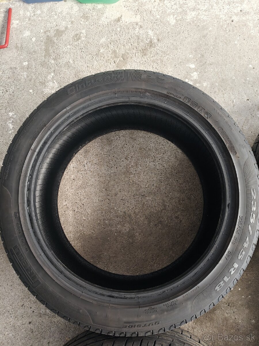 Pirelli Cinturato P7 235/45 R18 - 5