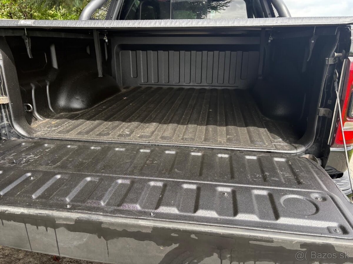 Ram 1500 Sport Black Edition
