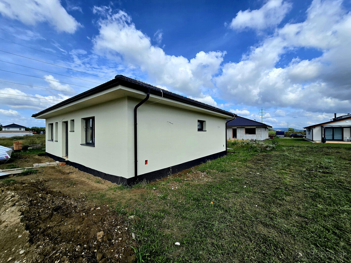 4 izbový BUNGALOV- Moravany nad Váhom DOLINKY s pozemkom 669 - 5