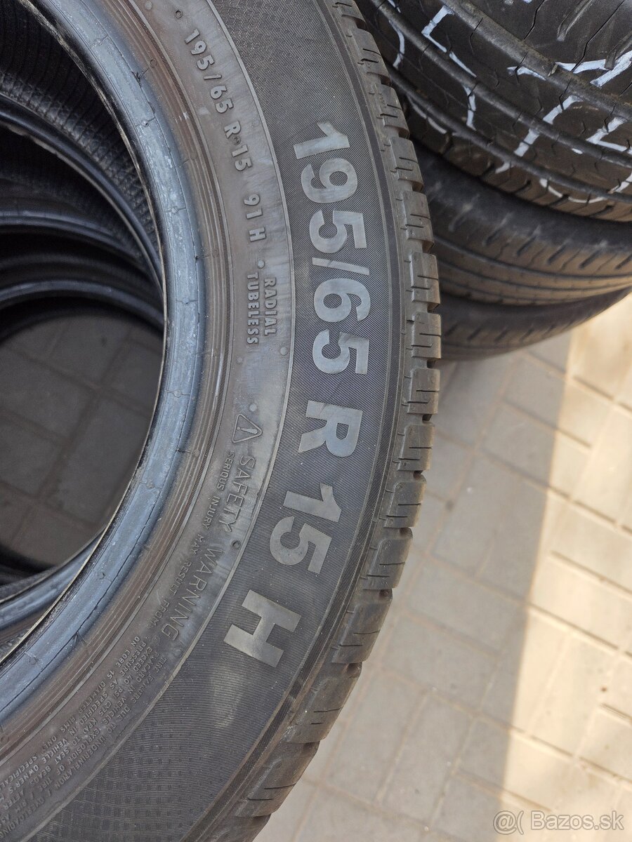 Pneumatiky 195 65 15 letné Zn.semperit - 5