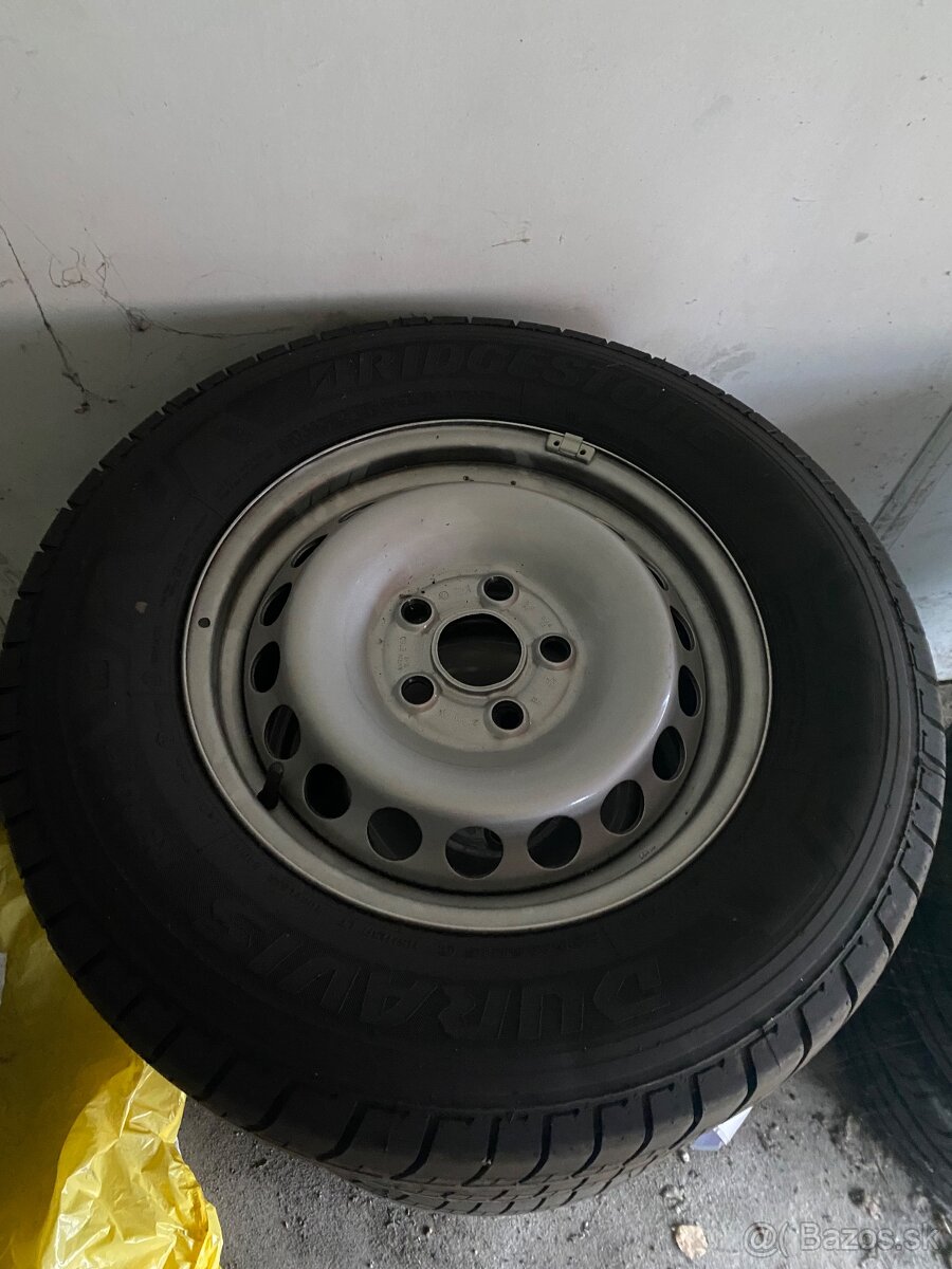 235/65R16C - 5