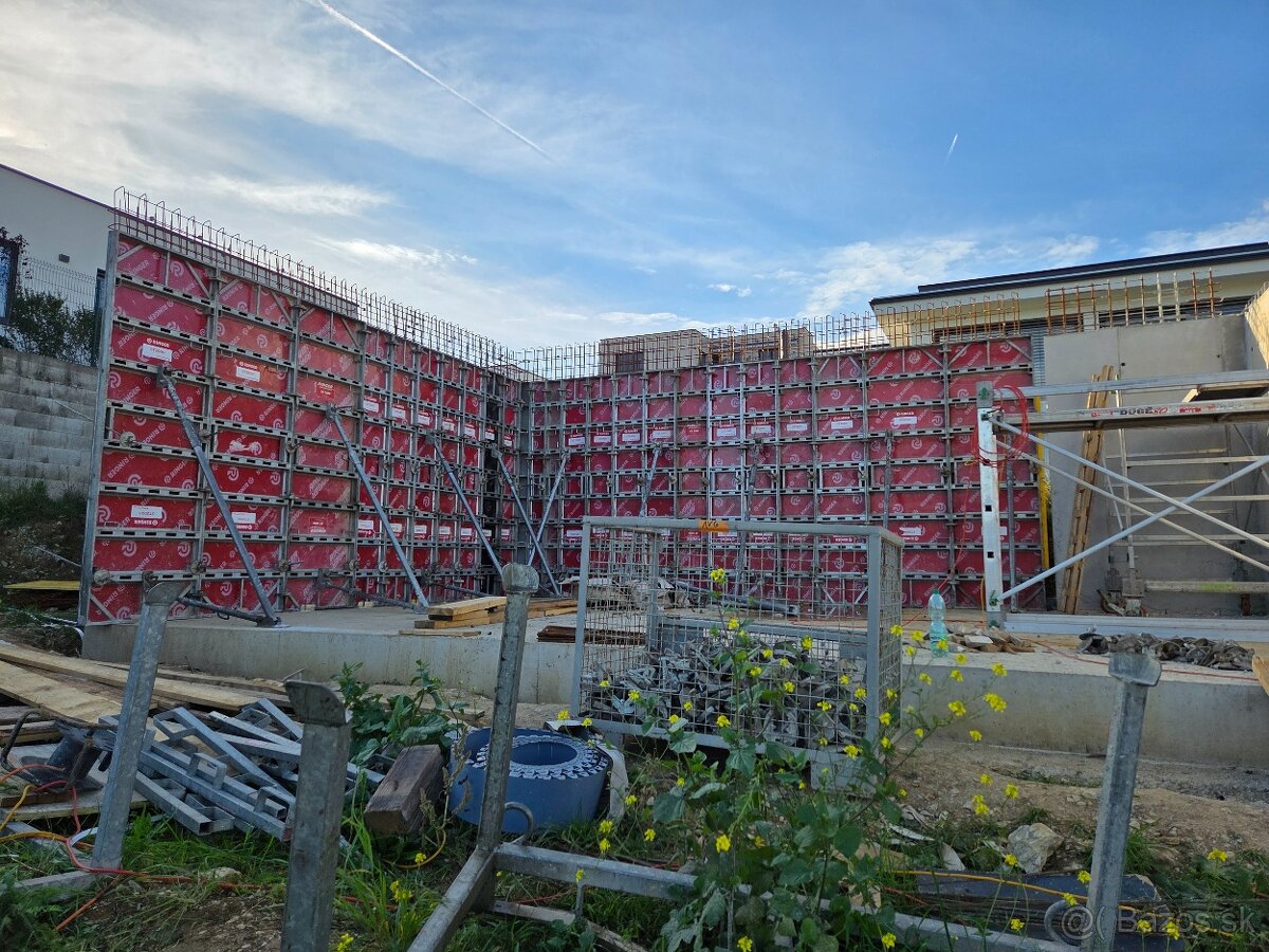 Betonár Želieziar Tesár - 5