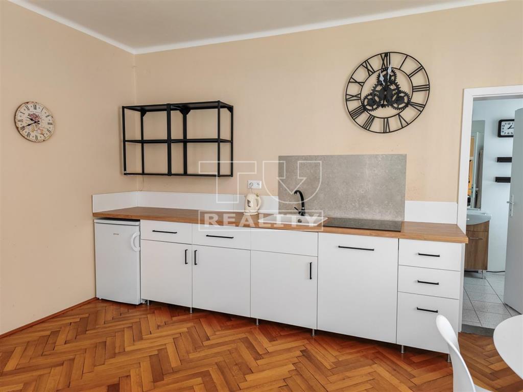 EXKLUZÍVNE iba v TUREALITY ponúkam trojpodlažný komerčný... - 5