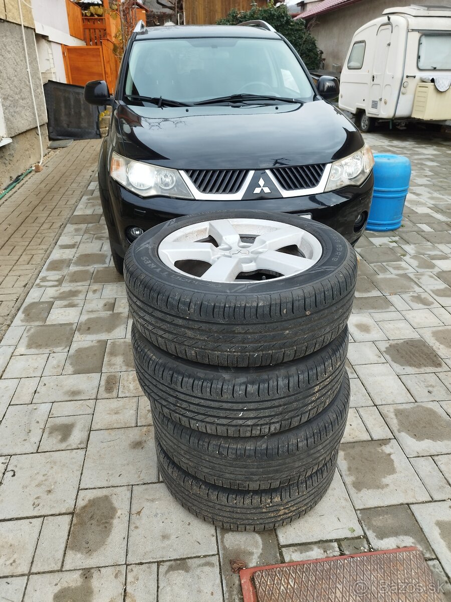 Mitsubishi Outlander 2.0 DI-D 4x4 103kW - 5