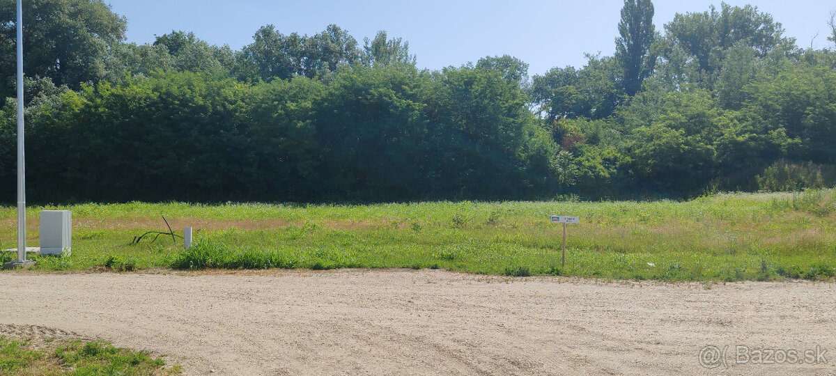 Lukratívny stavebný pozemok - 5