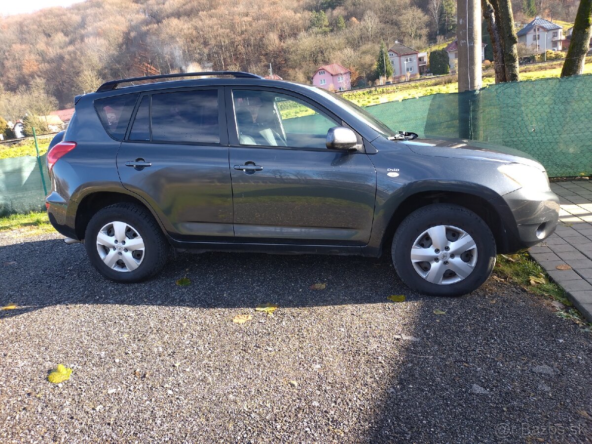 Toyota RAV 4 2,2 D-4D 4x4 - 5