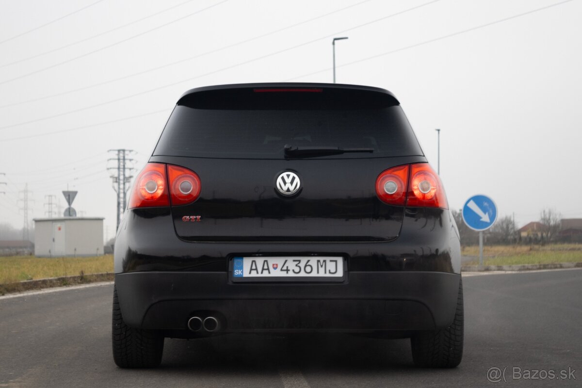 Volkswagen Golf GTI - 5