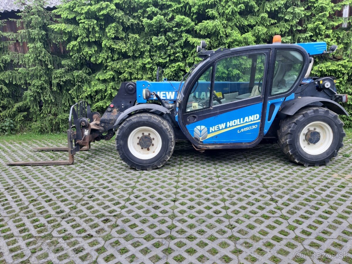 Teleskopický manipulátor New Holland LM 5030 - 5