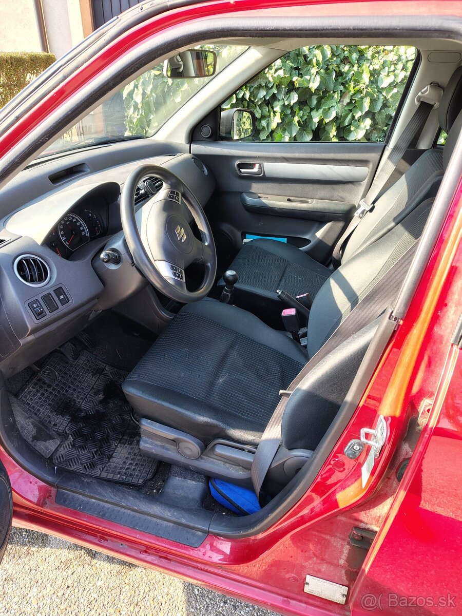 Suzuki Swift 1.3 - 5