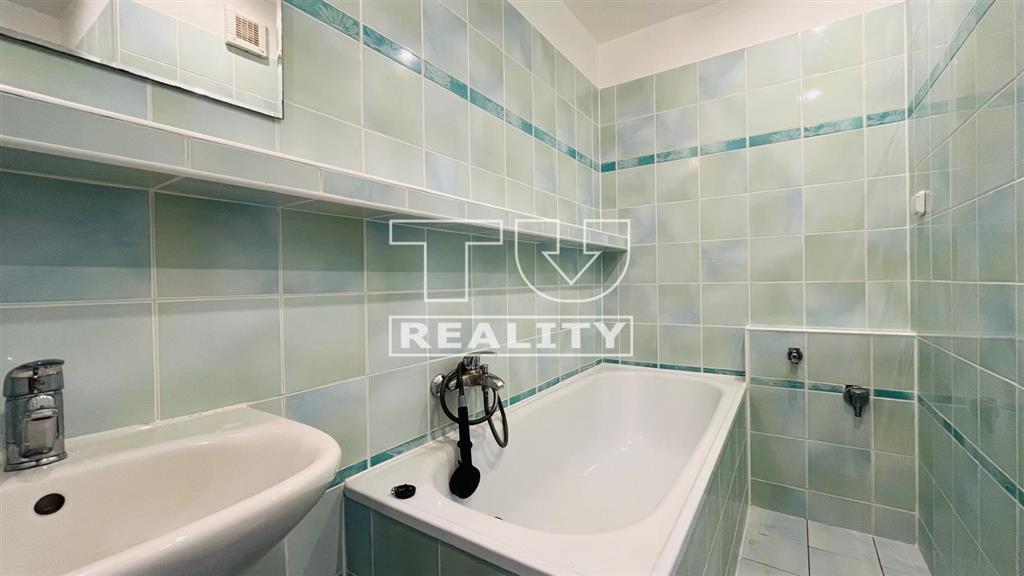 Priestranný 2 izbový byt v tichej lokalite Starého mesta... - 5