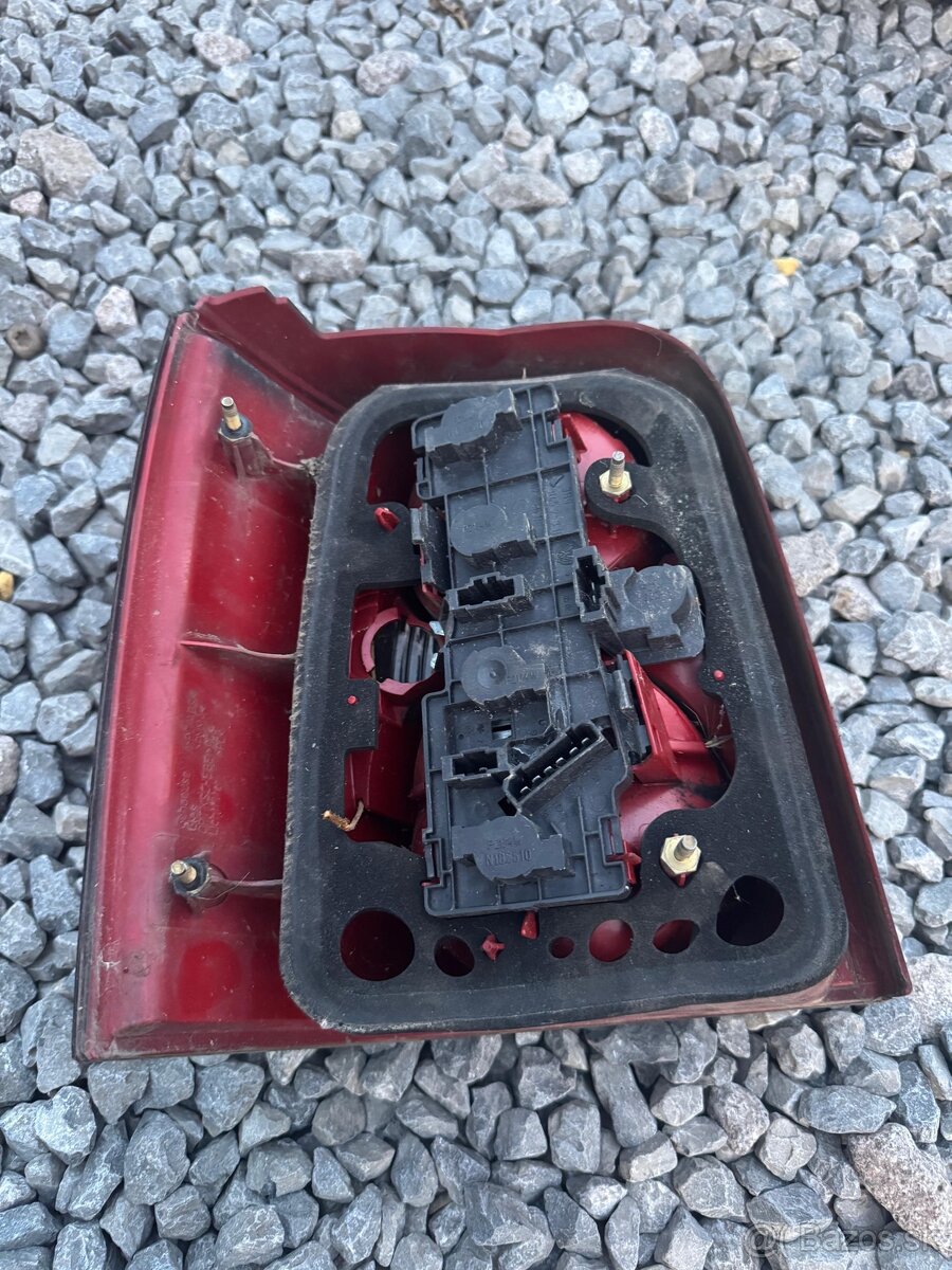 Zadné svetlá VW Passat B5,5 - 5