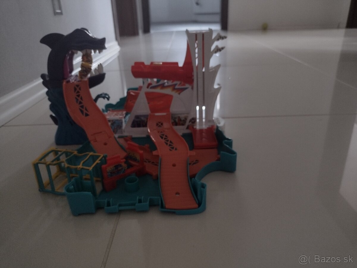 Hot wheels kufrikova dráha - 5