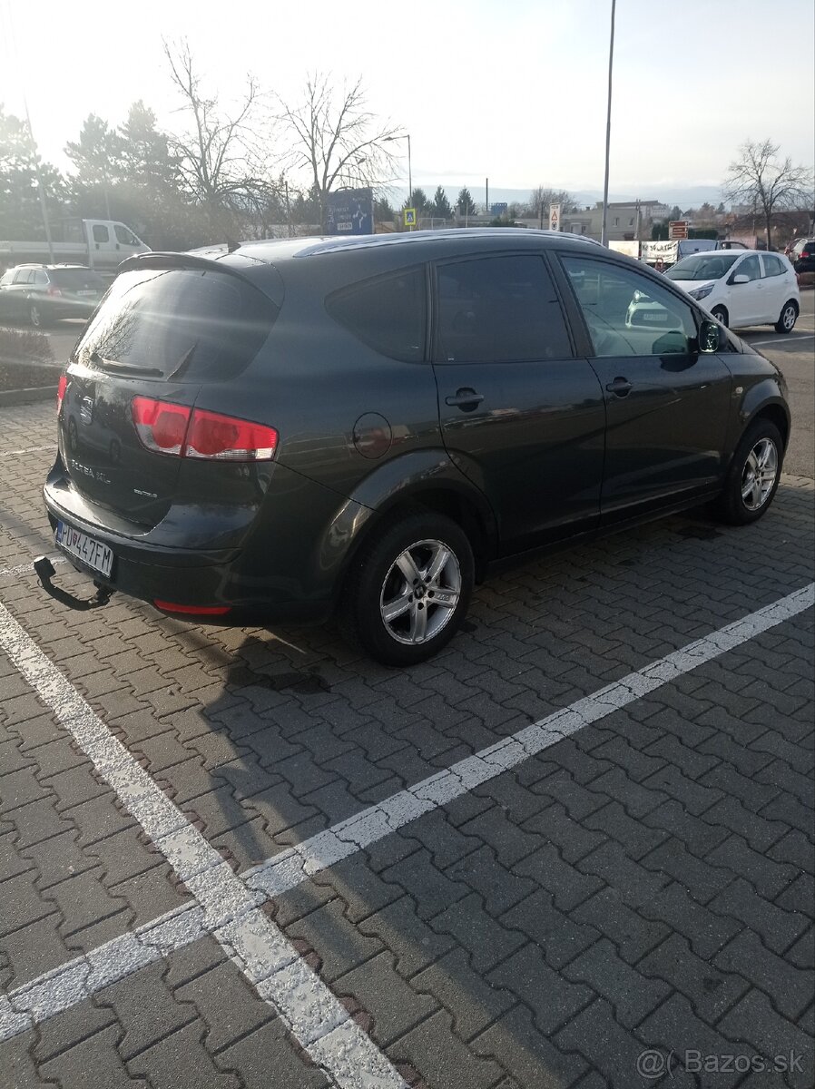 Predám Seat Altea XL 1.6TDI 77kw Ecomotive - 5