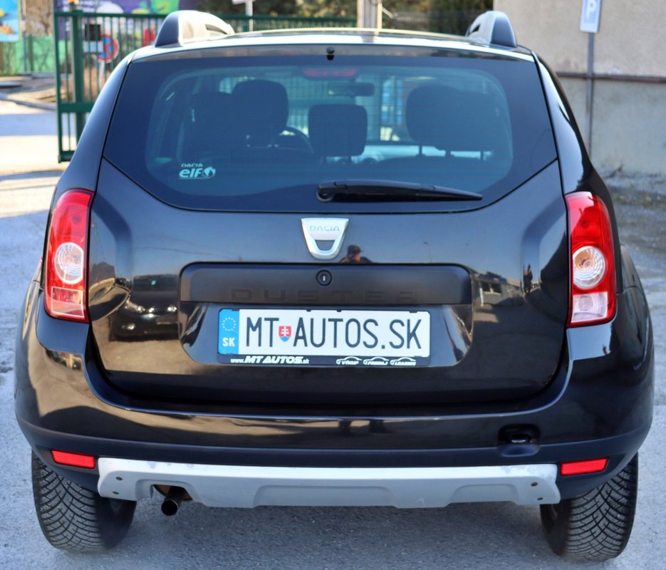 Dacia Duster 1.6 ie Laureate - 5