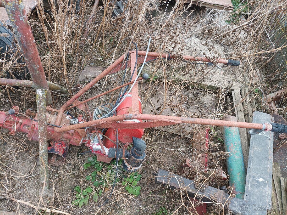 Predám 2xMF70 +vozik - 5