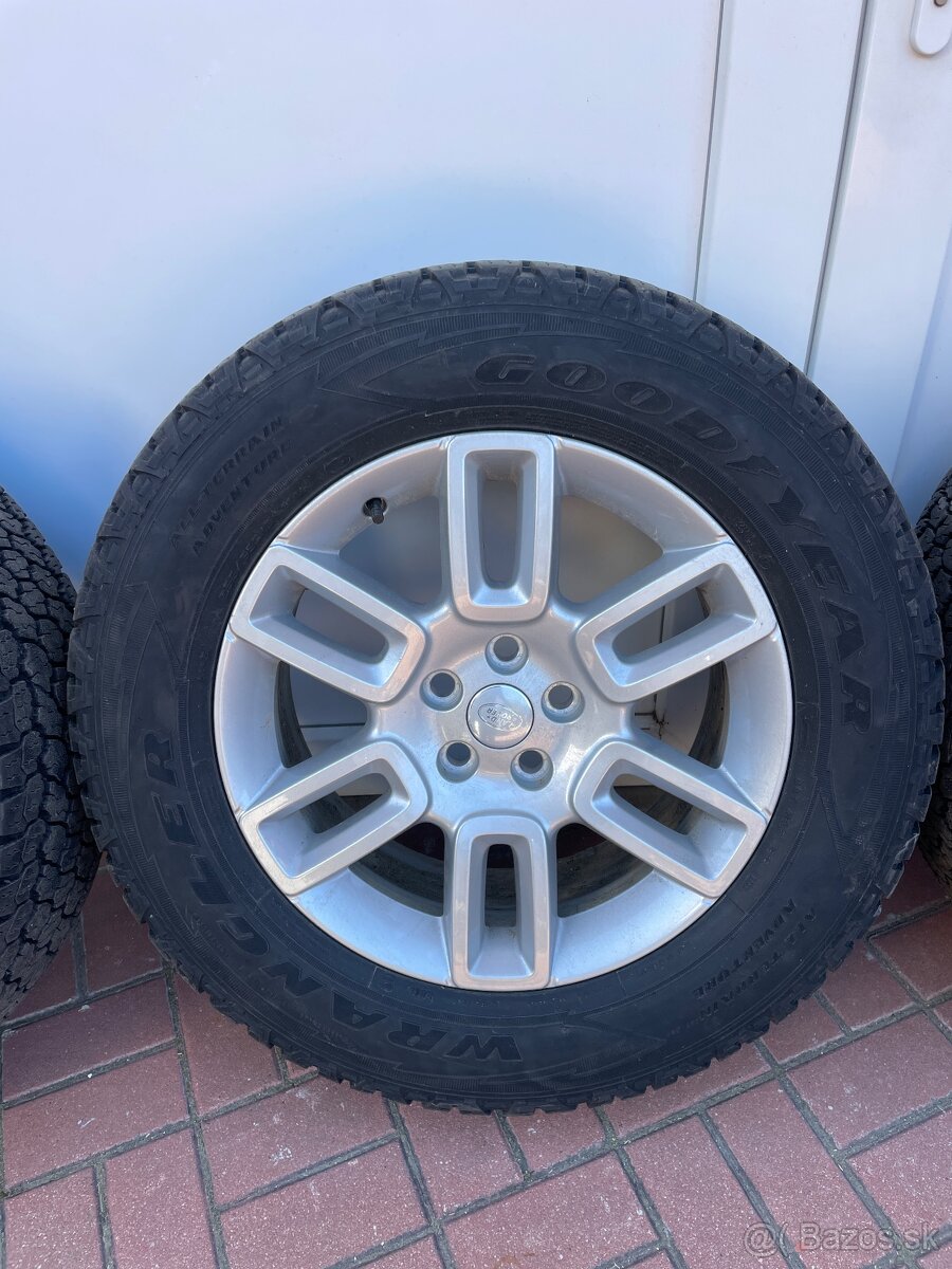 Predam 5x kola na Defender l663