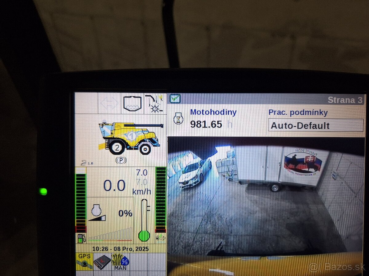 Predám kolesový kombajn New Holland CR 8.90 - 5