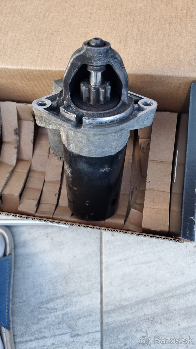 Predám štartér z M54B30 / E46 330I, E39 530I - 5