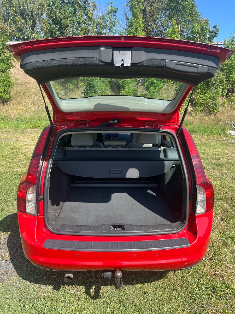 Volvo V50 1.6D nová stk/ek - 5